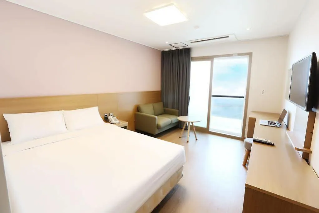 Sims Hotel Jeju